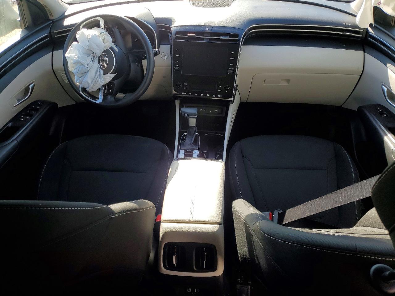 2024 HYUNDAI TUCSON SEL photo 8