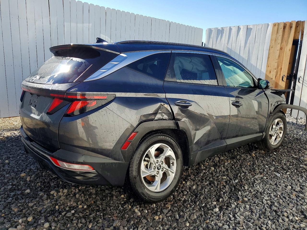2024 HYUNDAI TUCSON SEL photo 3