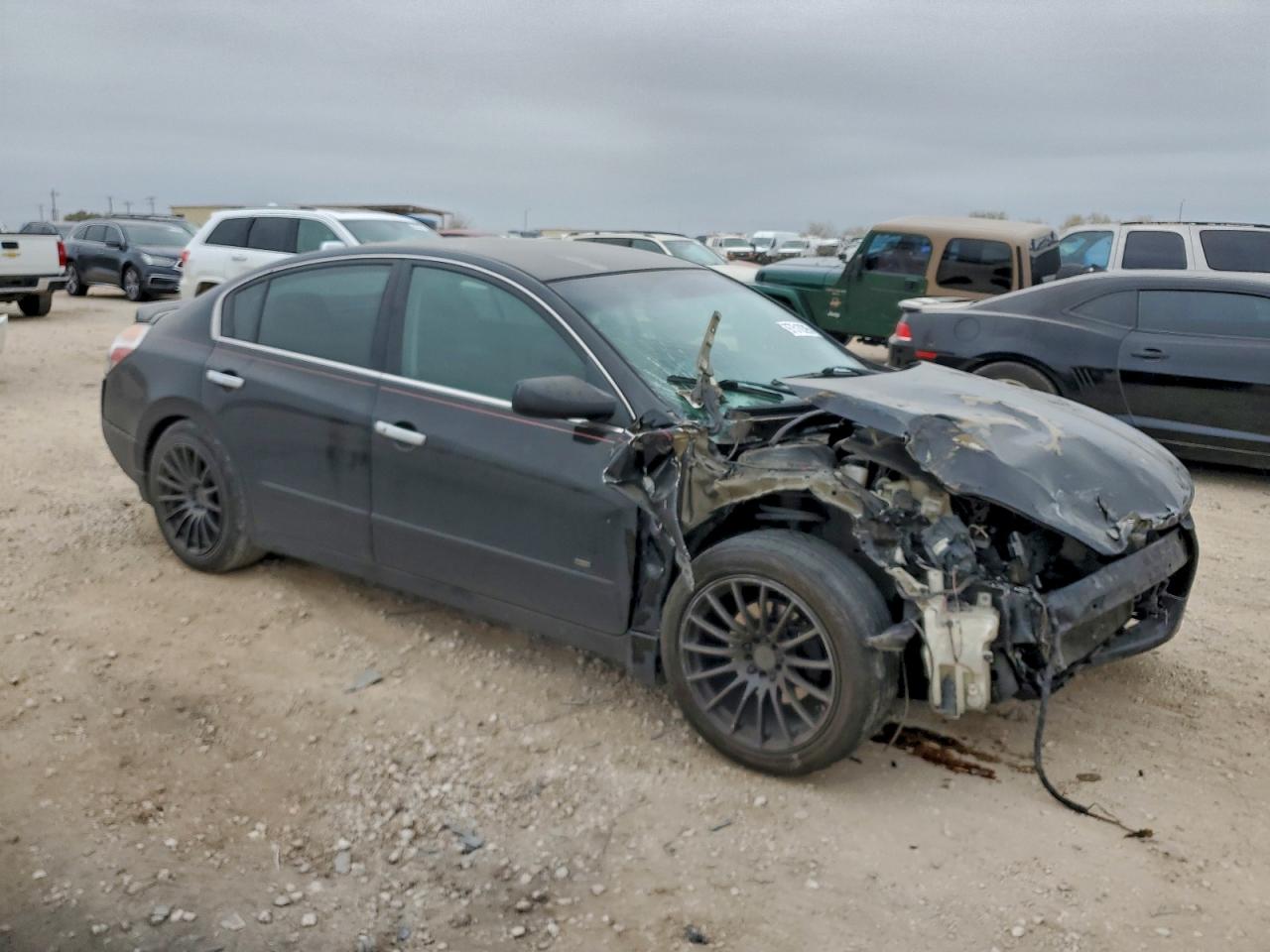 2012 NISSAN ALTIMA BASE photo 4