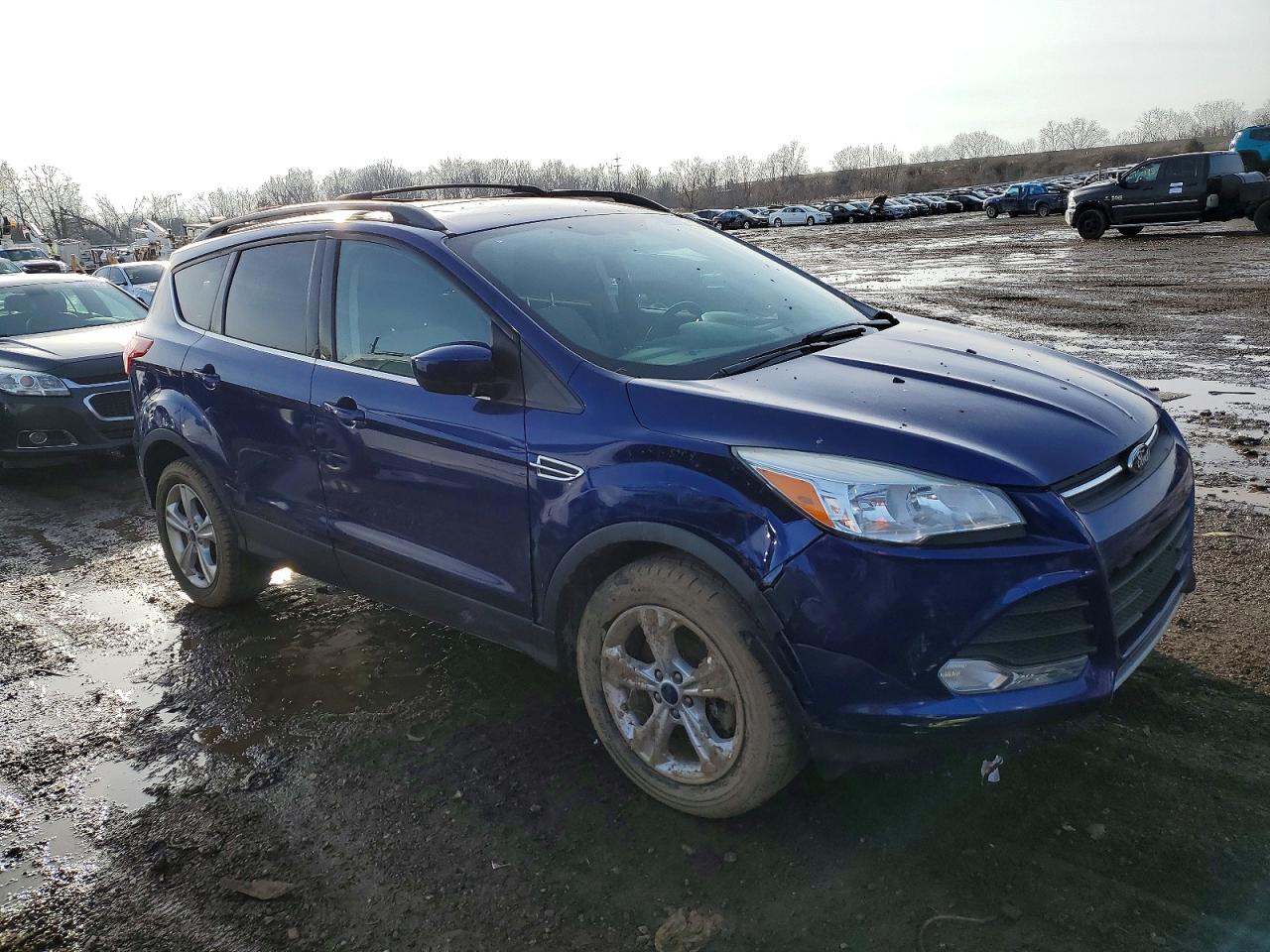 2013 FORD ESCAPE SE photo 4