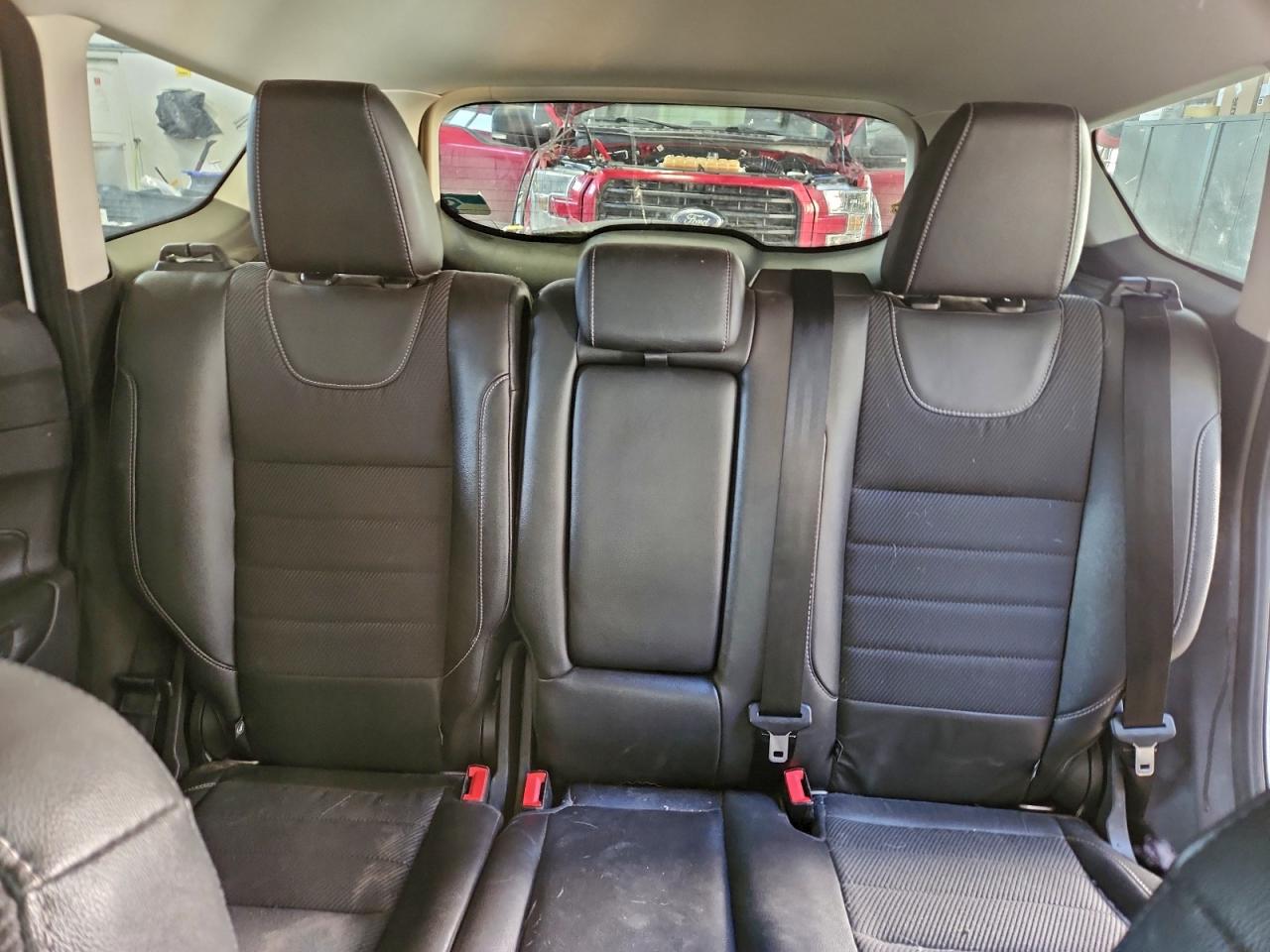 2015 FORD ESCAPE SE photo 10