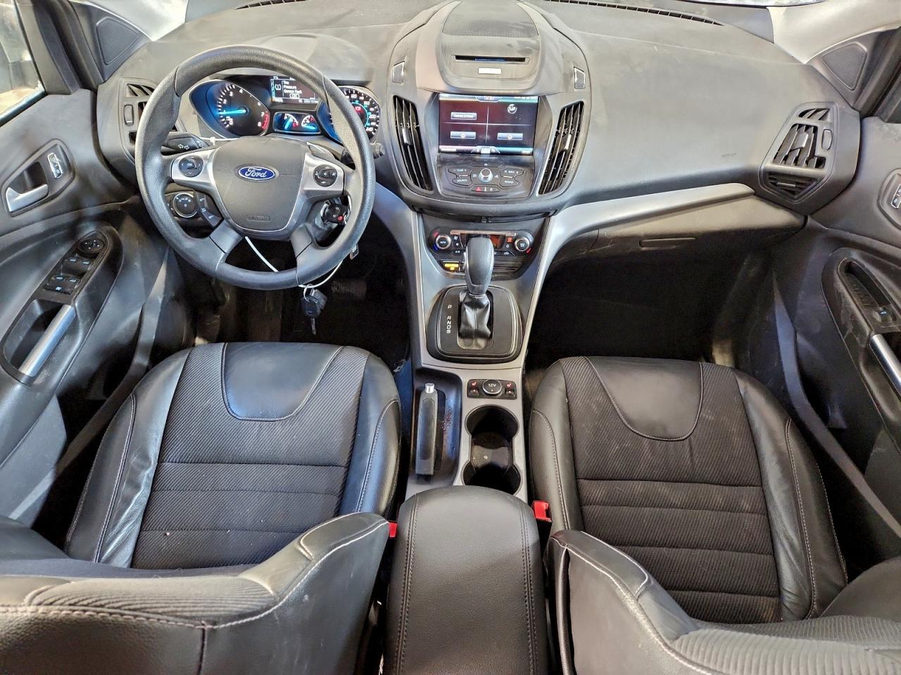 2015 FORD ESCAPE SE photo 8