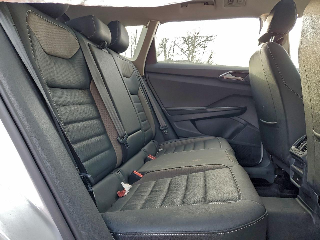 2024 VOLKSWAGEN TAOS SEL photo 11