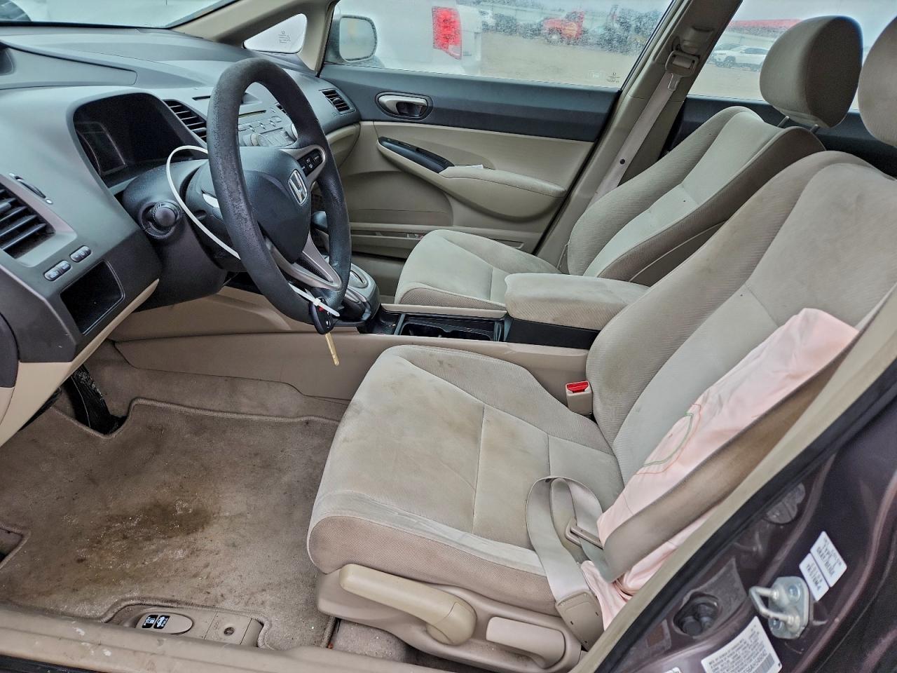 2010 HONDA CIVIC LX photo 7