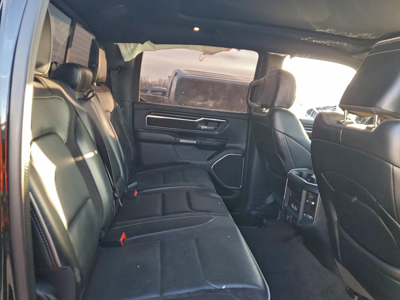 2023 RAM 1500 LARAMIE photo 19