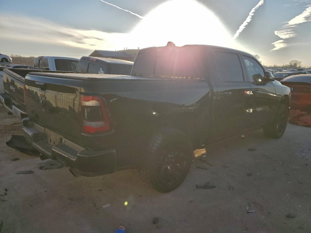 2023 RAM 1500 LARAMIE photo 5