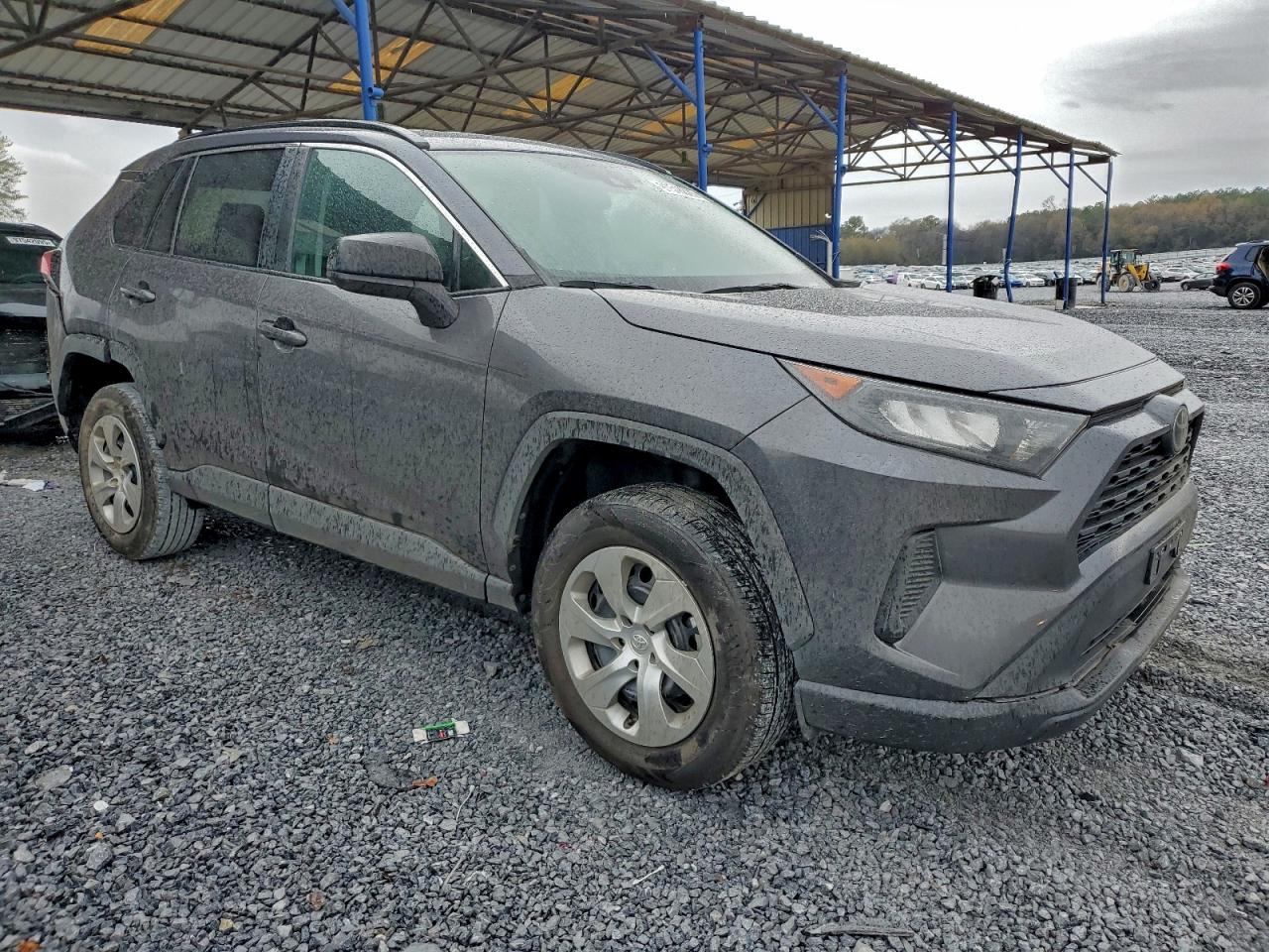 2021 TOYOTA RAV4 LE photo 4