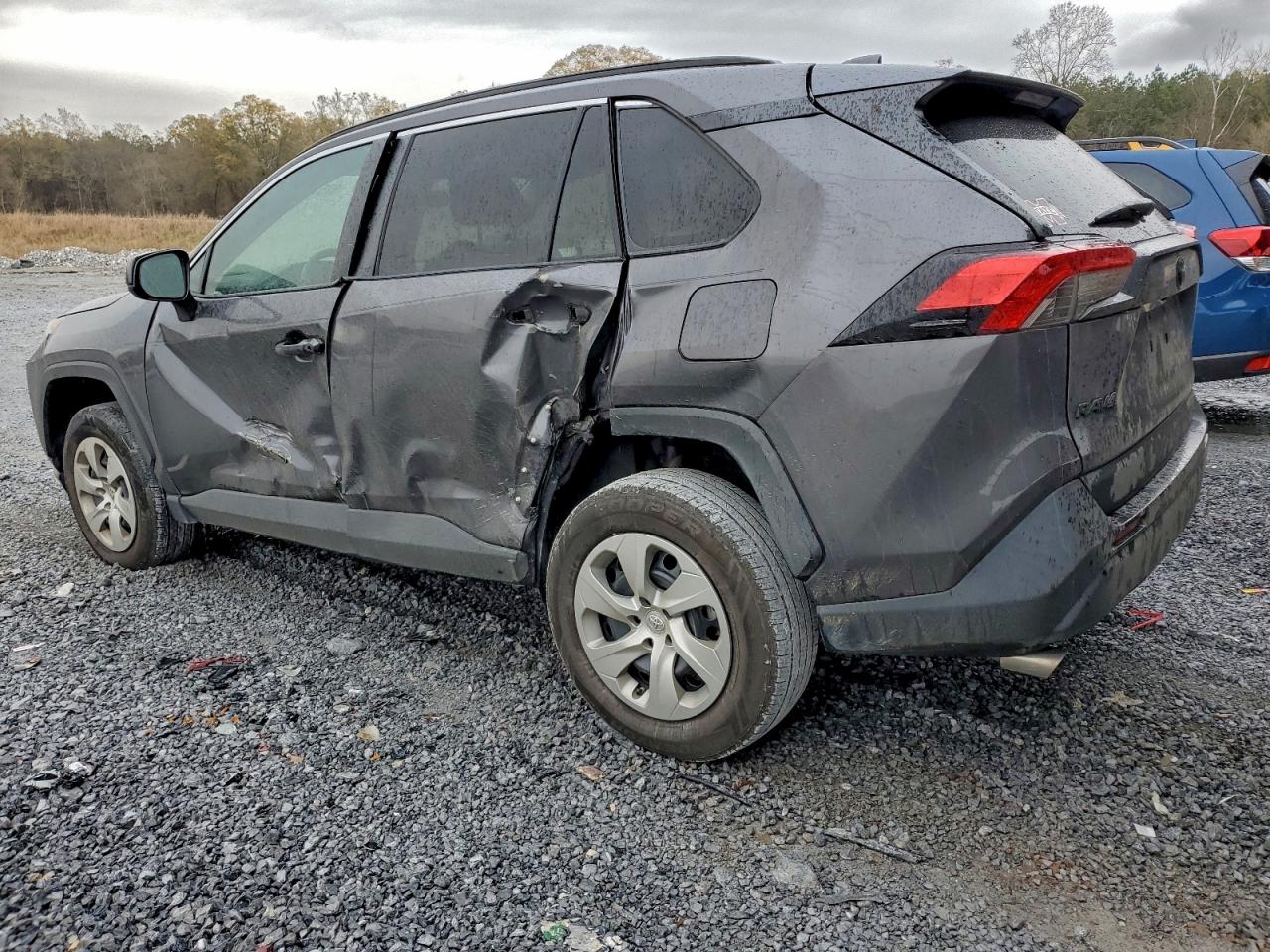 2021 TOYOTA RAV4 LE photo 2