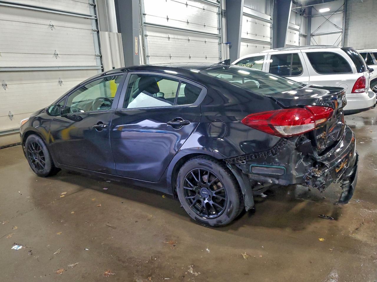 2018 KIA FORTE LX photo 2