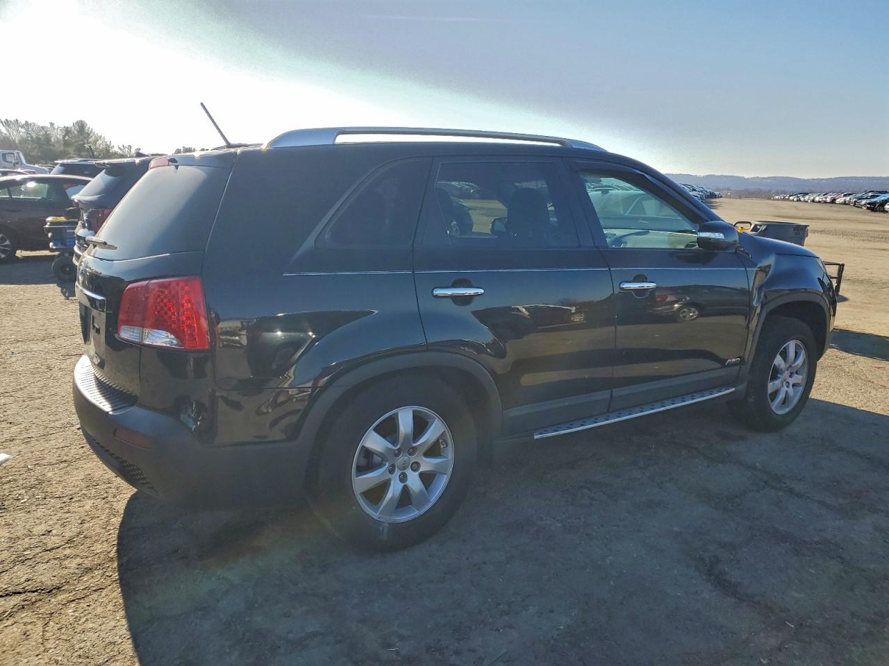2012 KIA SORENTO BASE photo 3