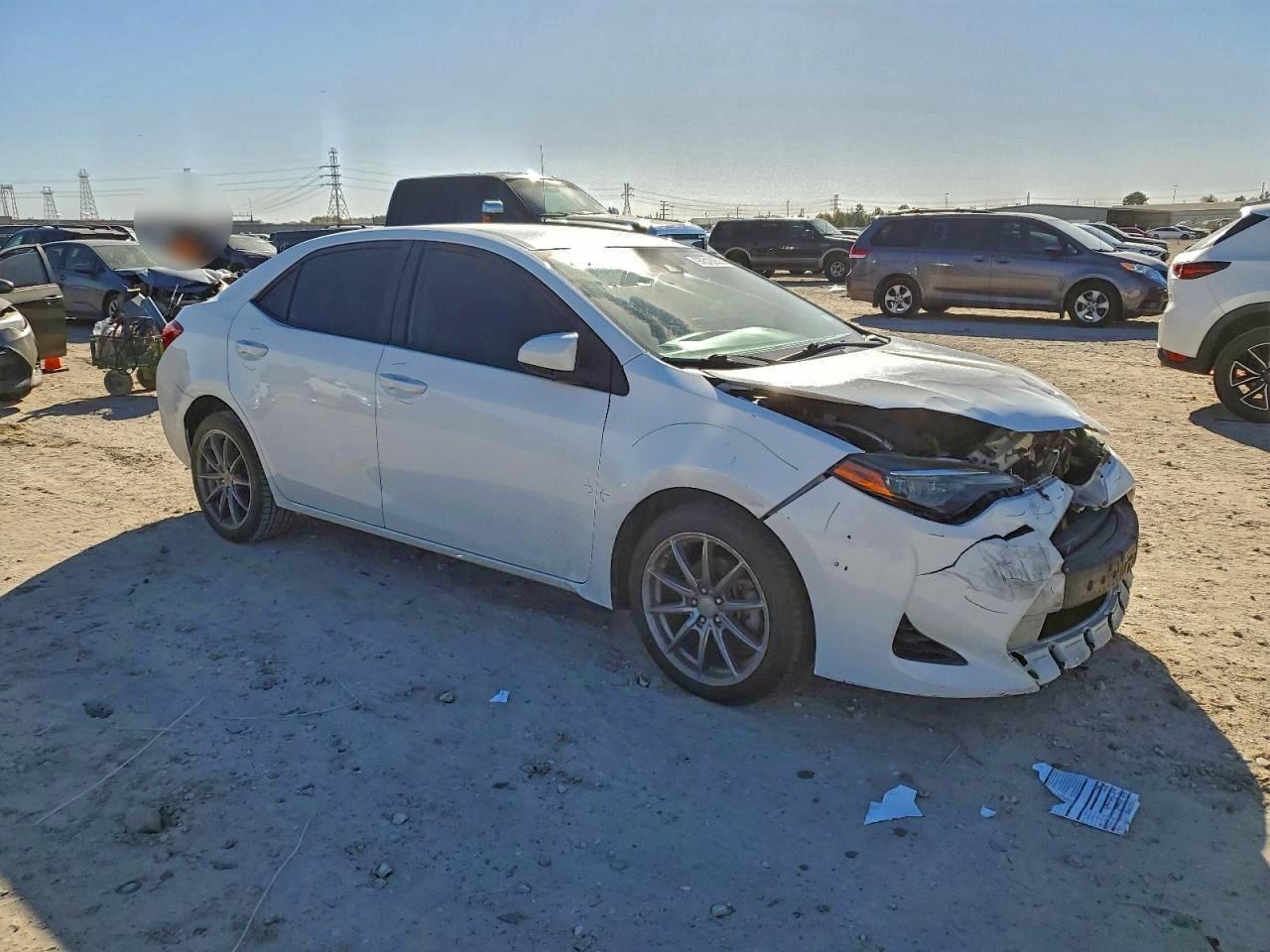 2018 TOYOTA COROLLA L photo 4