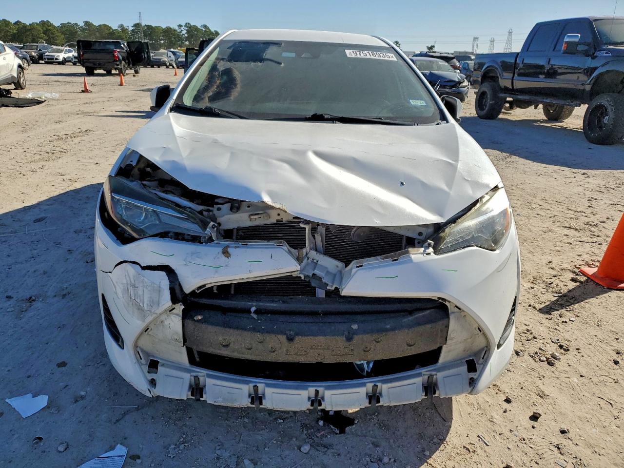 2018 TOYOTA COROLLA L photo 5