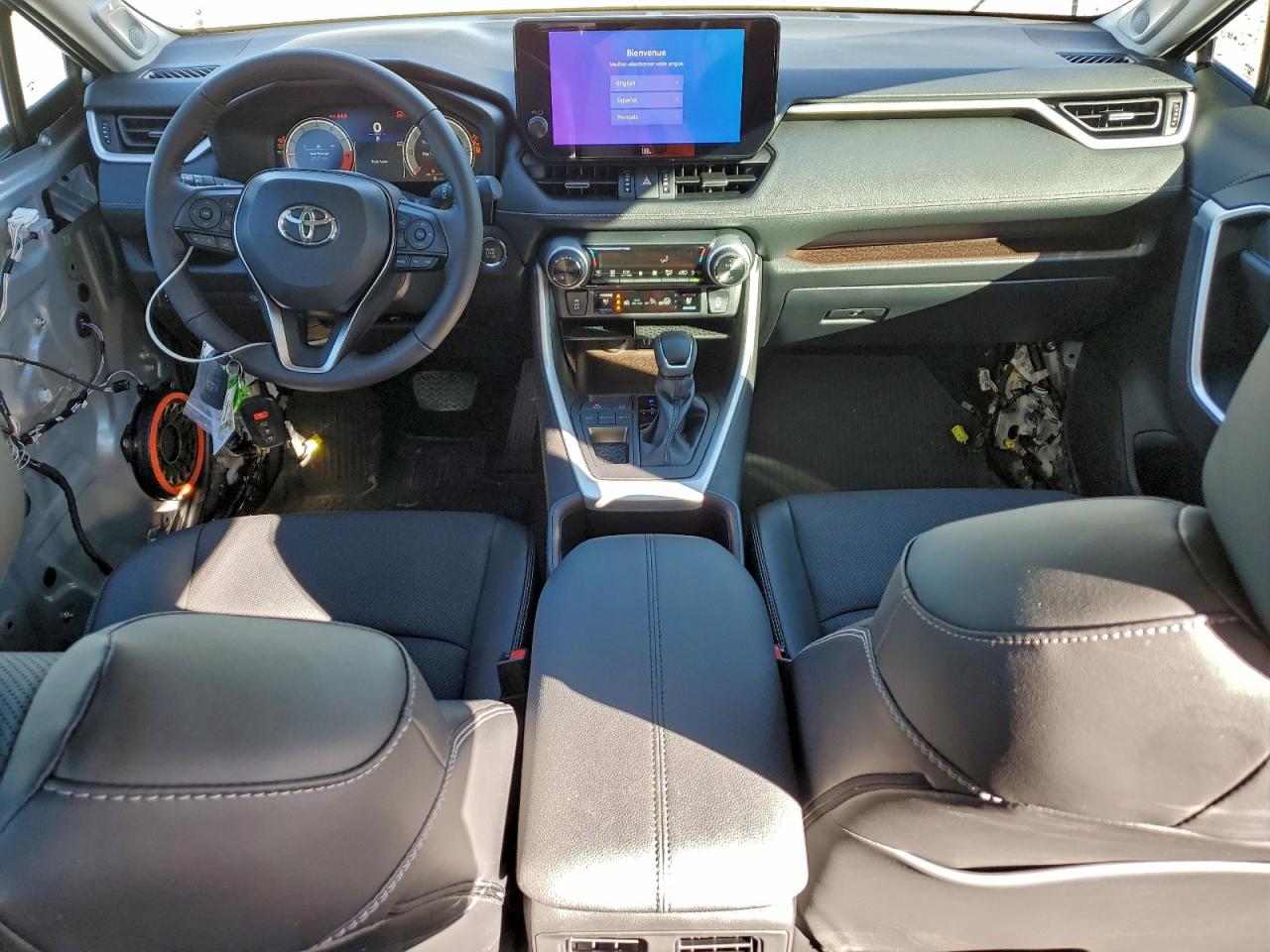 2025 TOYOTA RAV4 LIMITED photo 8