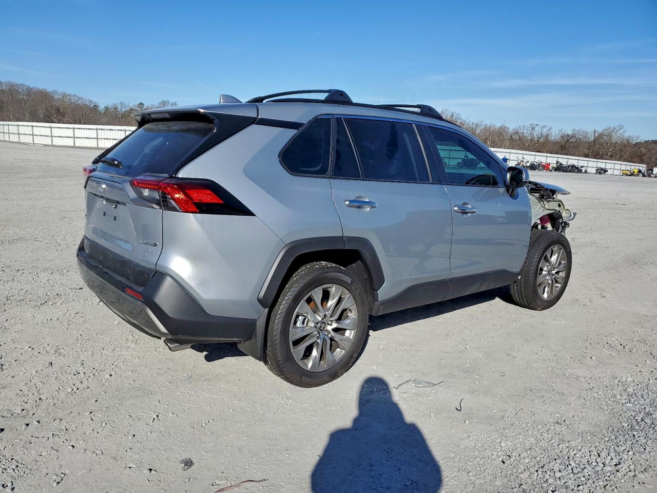 2025 TOYOTA RAV4 LIMITED photo 3
