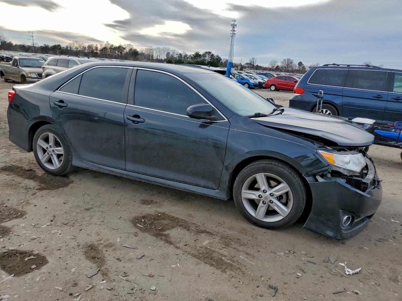 2012 TOYOTA CAMRY BASE photo 10