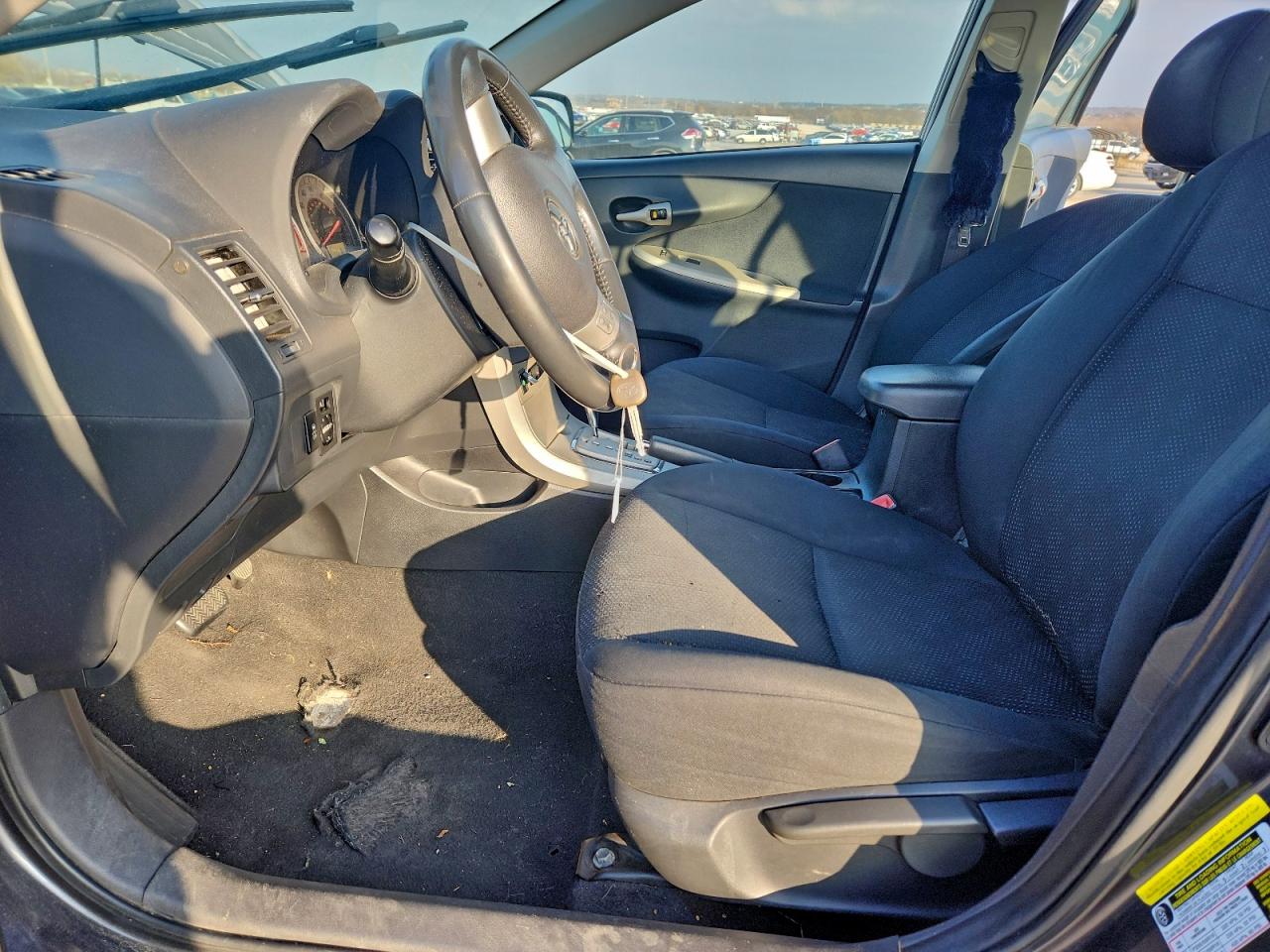 2010 TOYOTA COROLLA BASE photo 7
