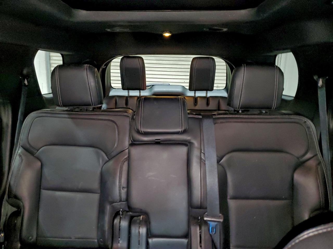 2017 FORD EXPLORER LIMITED photo 10