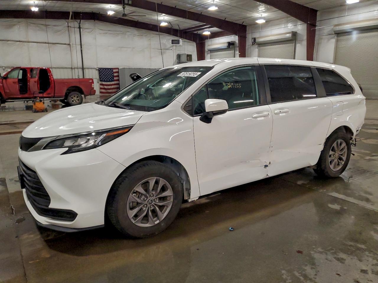 2021 TOYOTA SIENNA