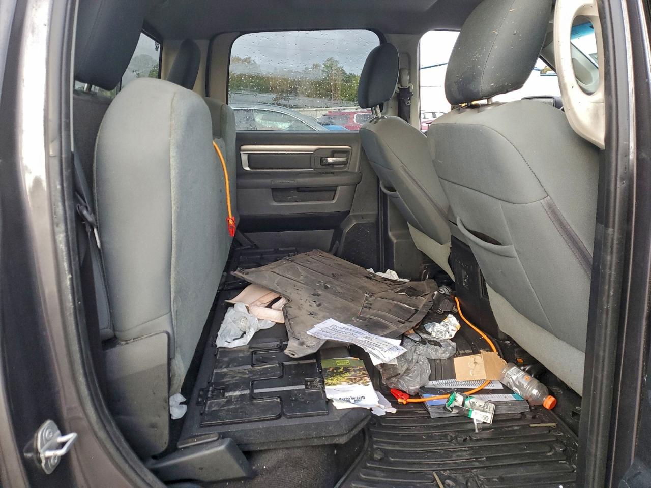 2016 RAM 1500 SLT photo 10
