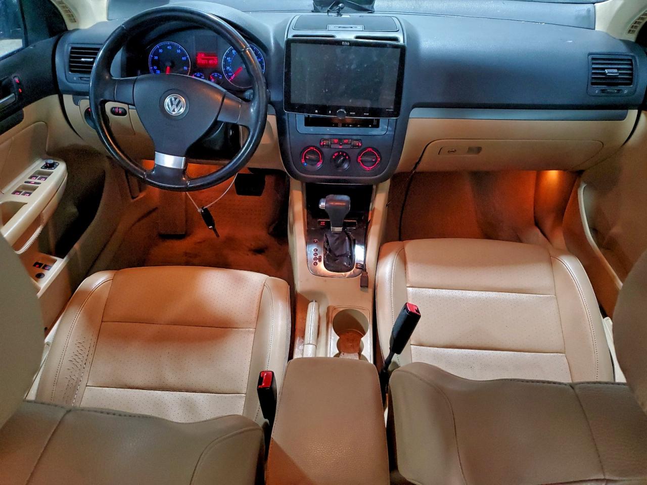 2009 VOLKSWAGEN JETTA SE photo 8