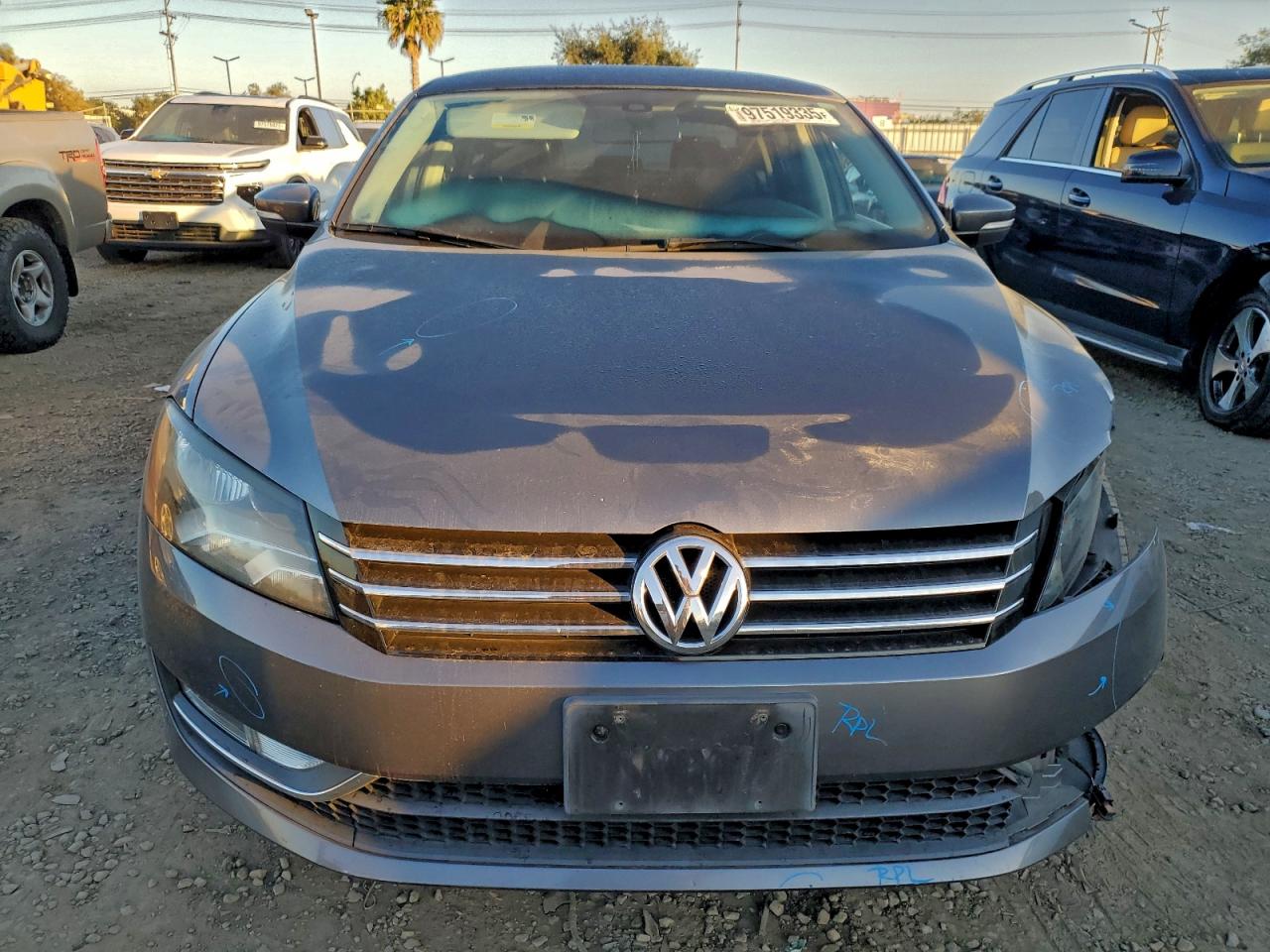 2015 VOLKSWAGEN PASSAT S photo 5