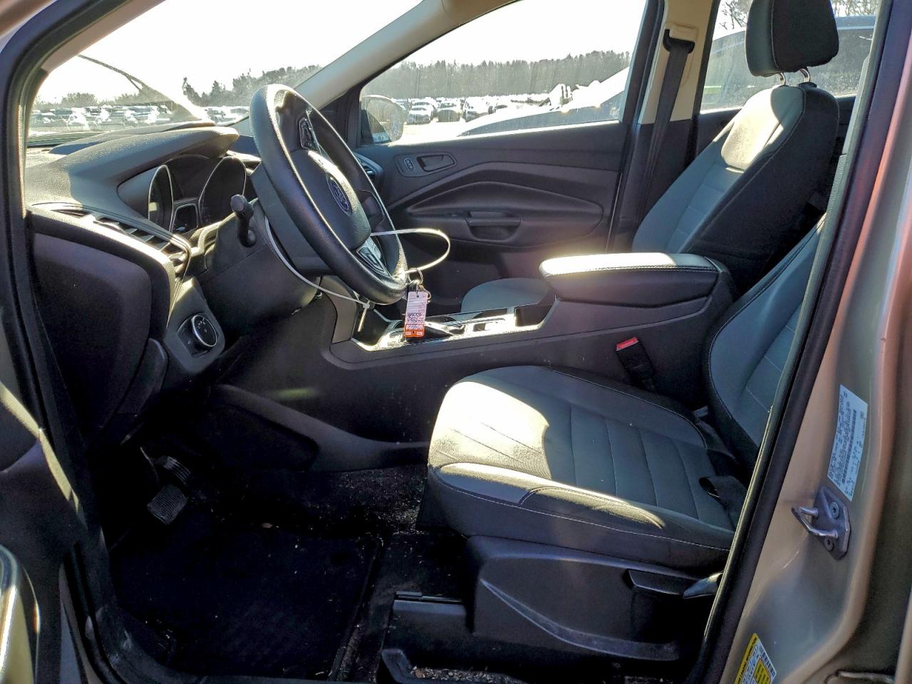 2017 FORD ESCAPE S photo 7