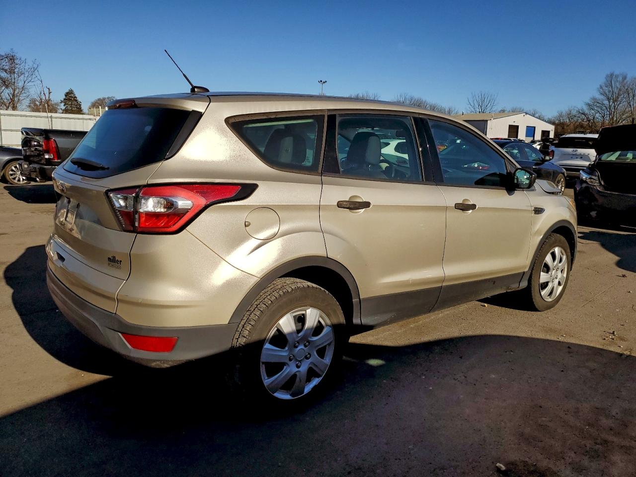 2017 FORD ESCAPE S photo 3