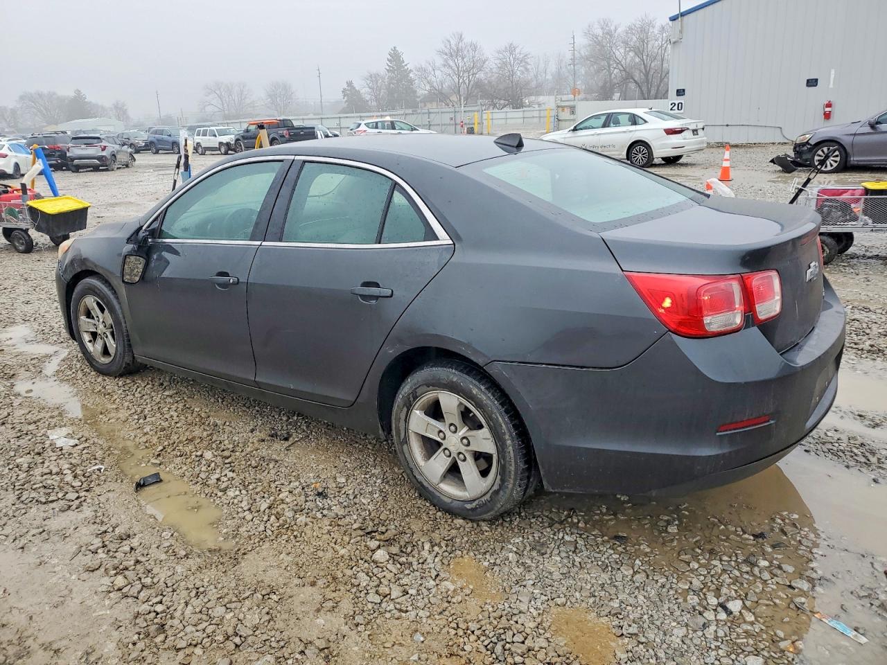 2014 CHEVROLET MALIBU LS photo 2