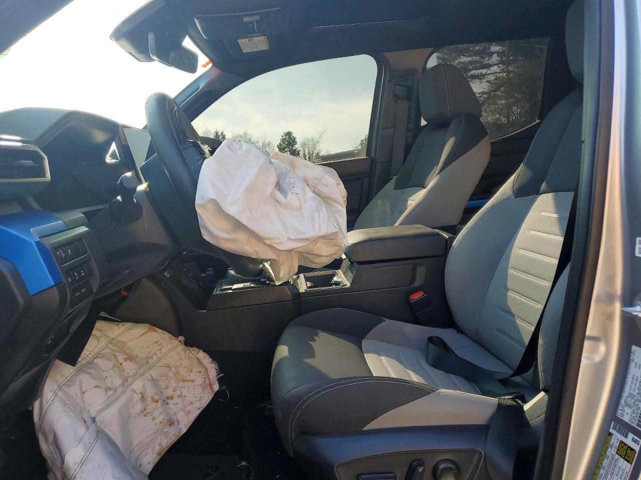 2024 TOYOTA TACOMA DOUBLE CAB photo 7