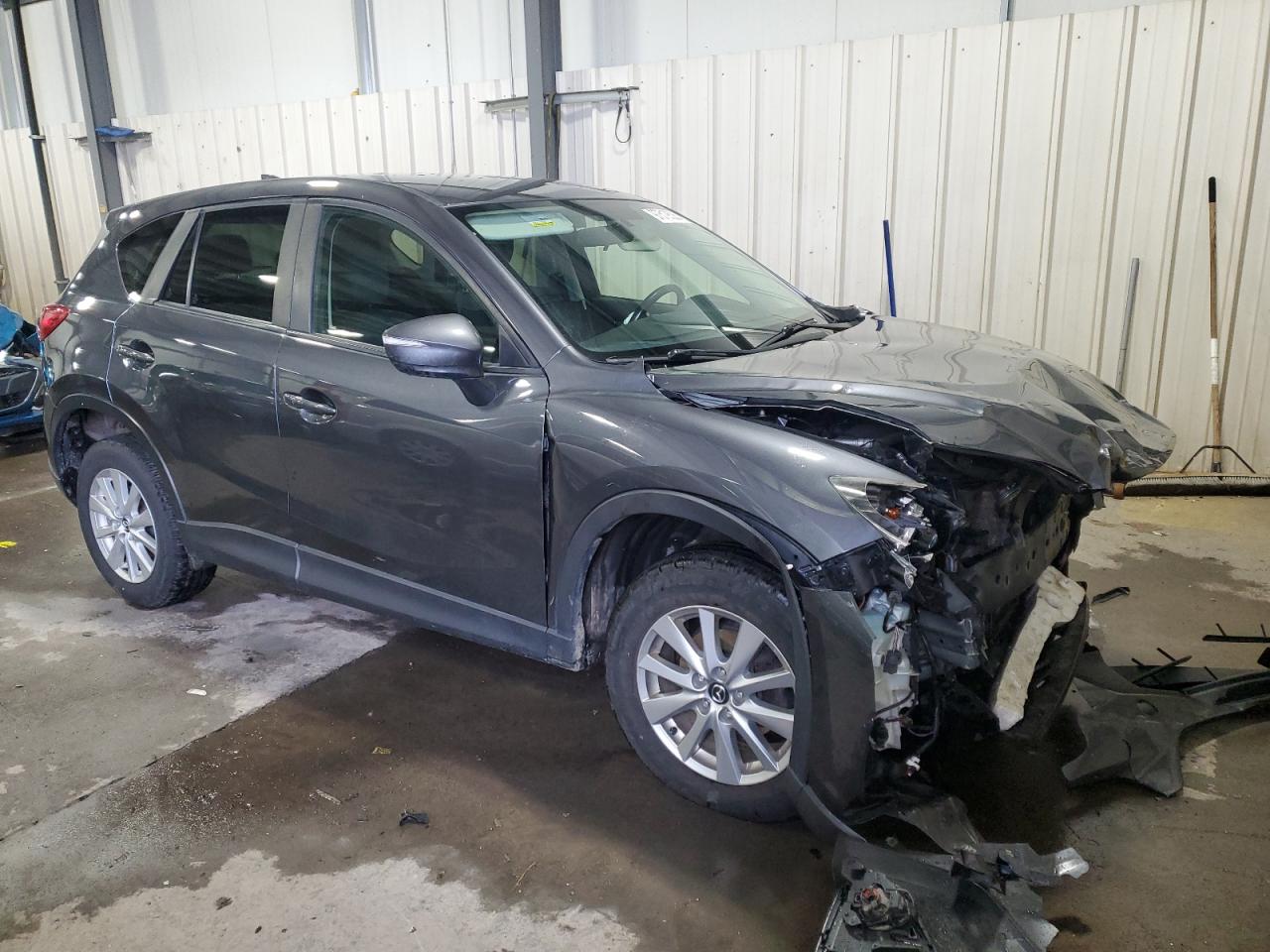 2016 MAZDA CX-5 TOURING photo 4