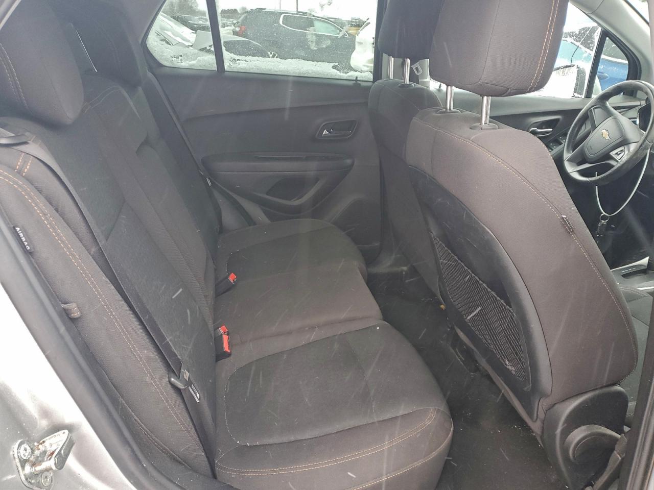 2017 CHEVROLET TRAX LS photo 11