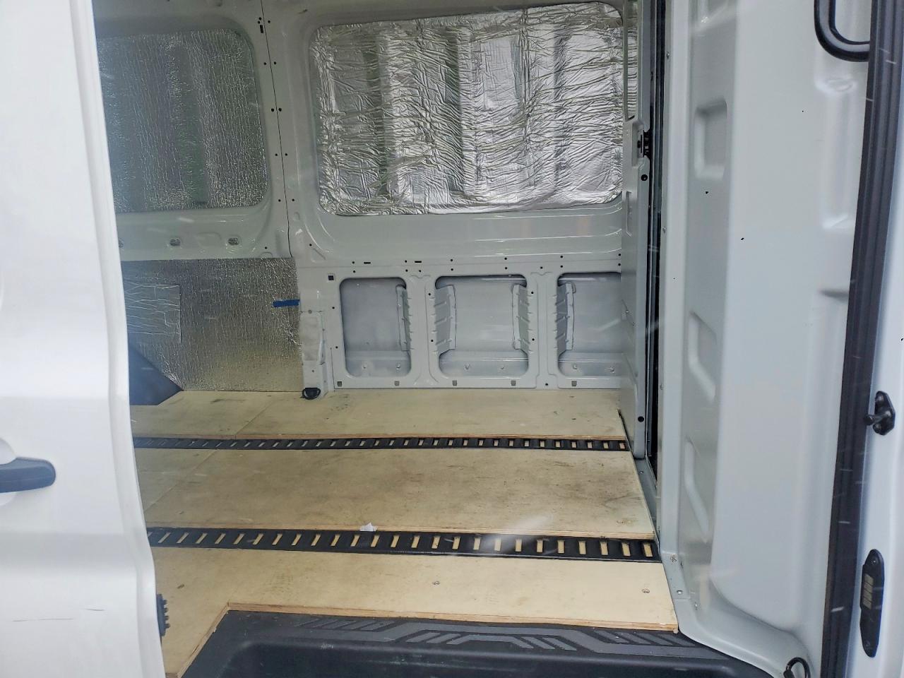2025 FORD TRANSIT 350 DELIVERY VAN photo 11