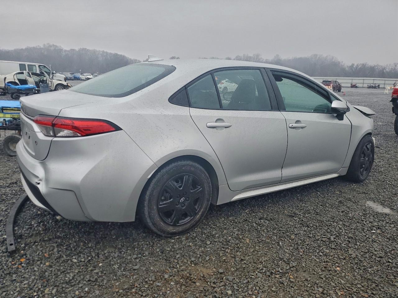 2020 TOYOTA COROLLA L photo 3