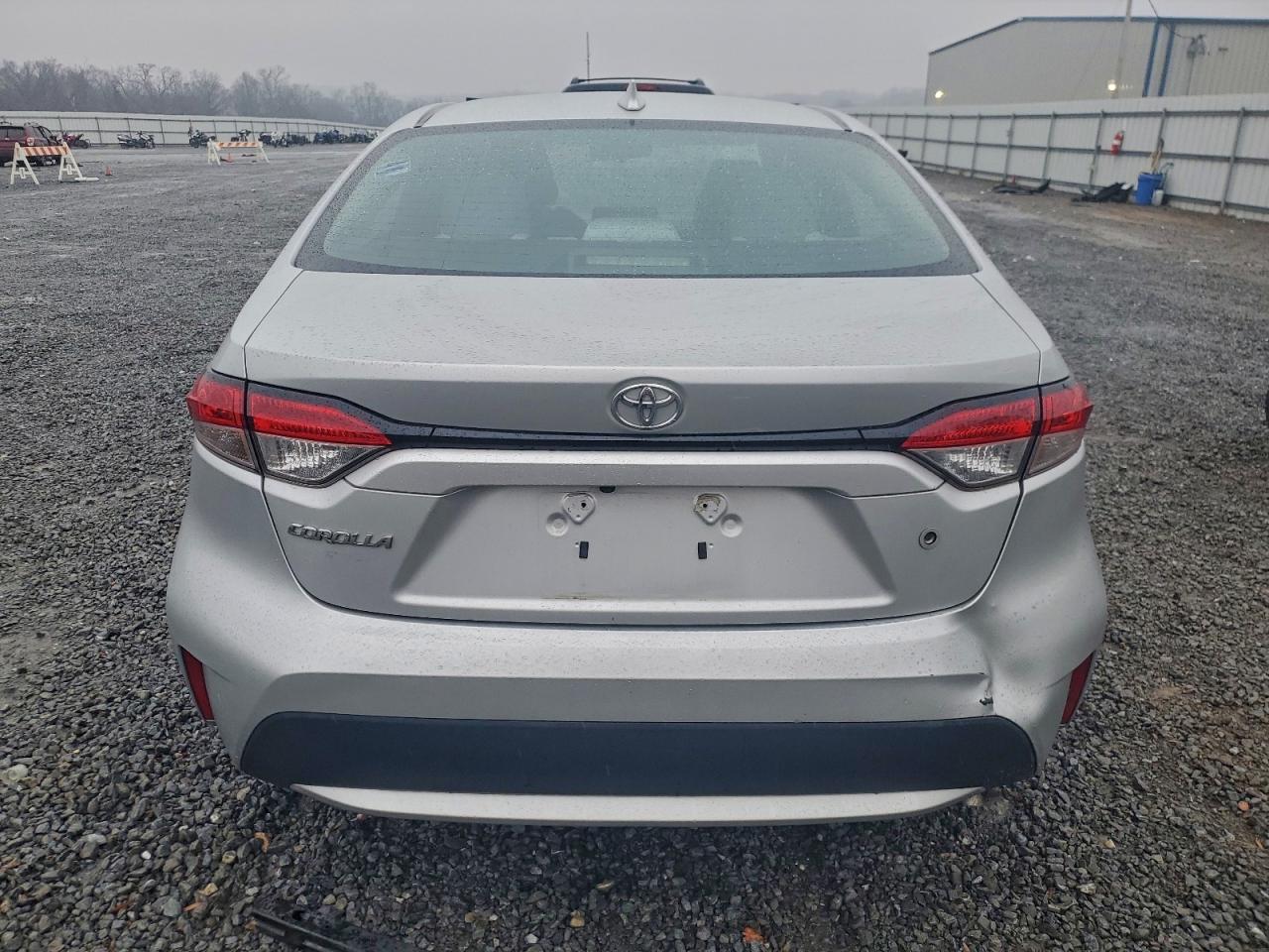 2020 TOYOTA COROLLA L photo 6