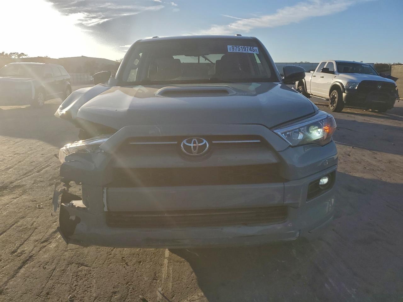 2022 TOYOTA 4RUNNER TRD SPORT photo 5
