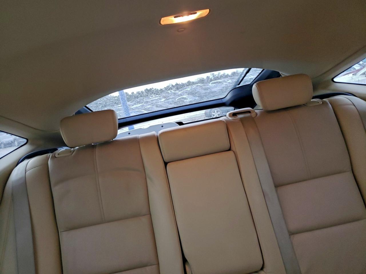 2012 HONDA CROSSTOUR EXL photo 10