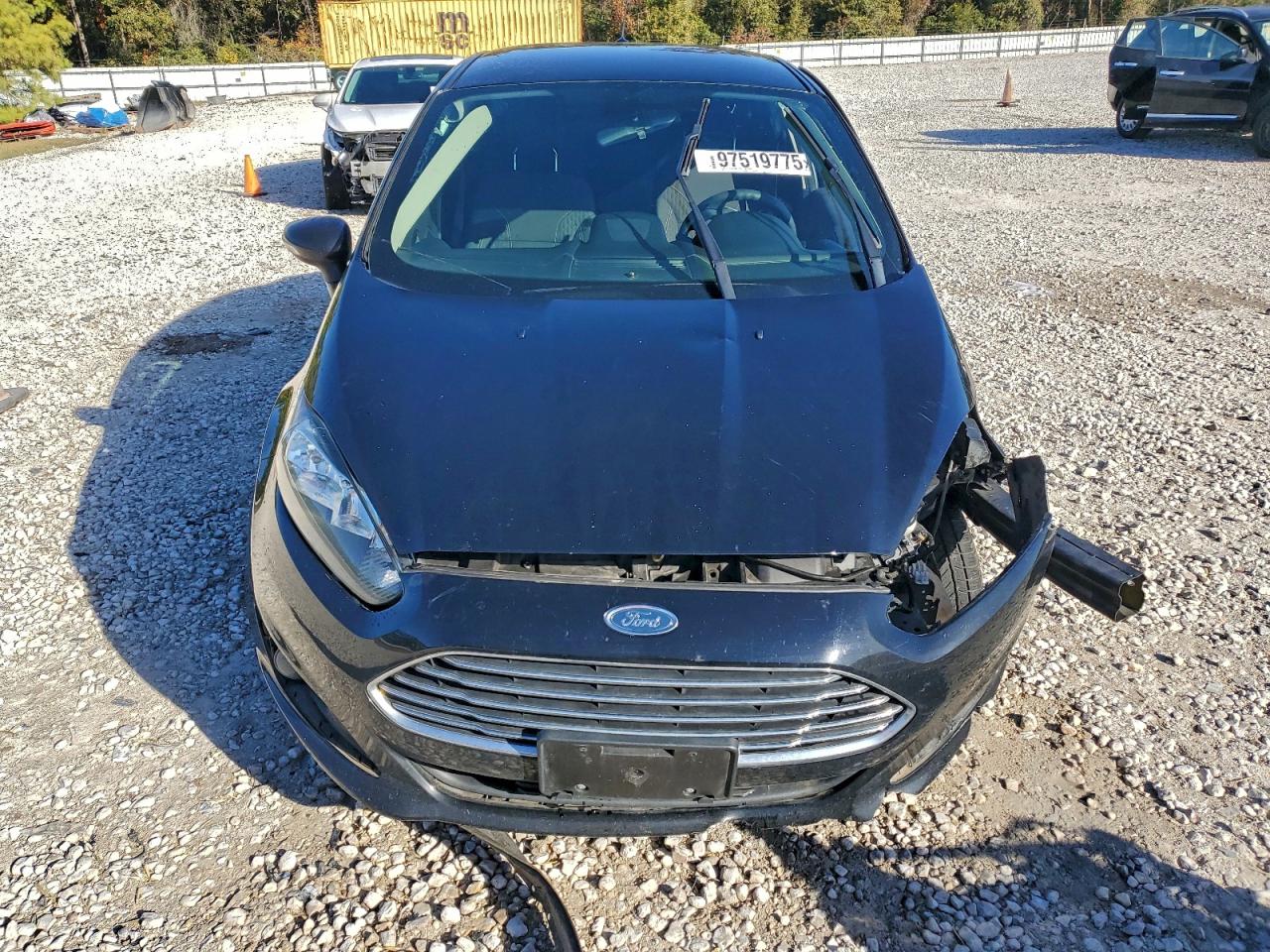 2019 FORD FIESTA SE photo 5