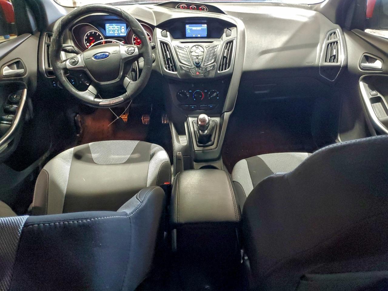 2014 FORD FOCUS ST photo 8