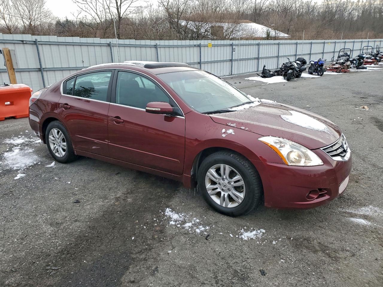 2012 NISSAN ALTIMA BASE photo 4