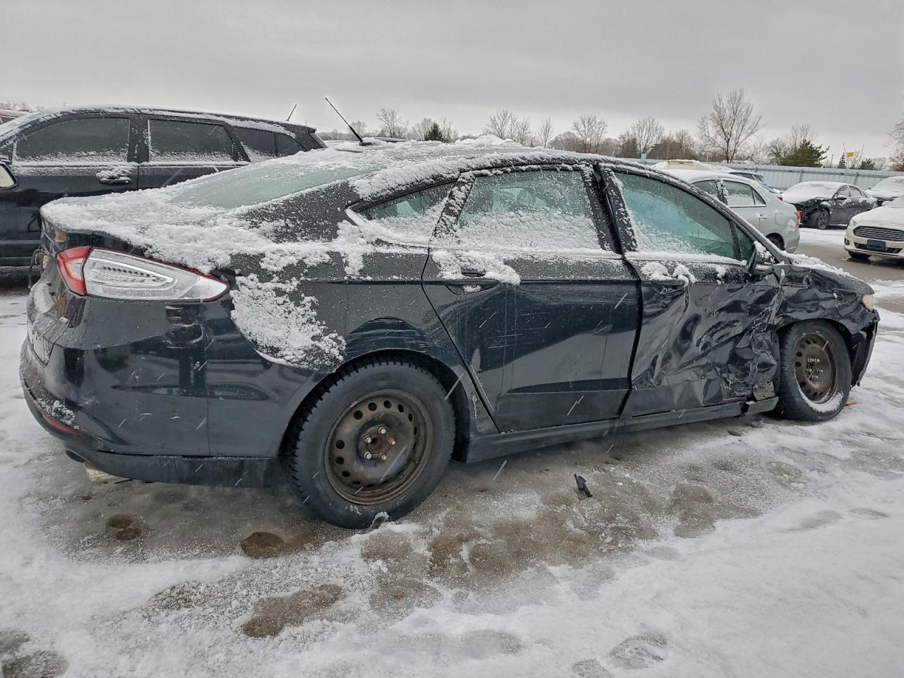 2013 FORD FUSION SE photo 3