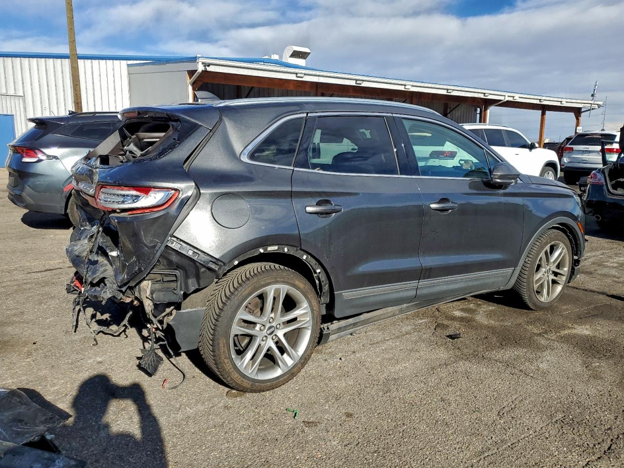 2017 LINCOLN MKC RESERVE photo 3