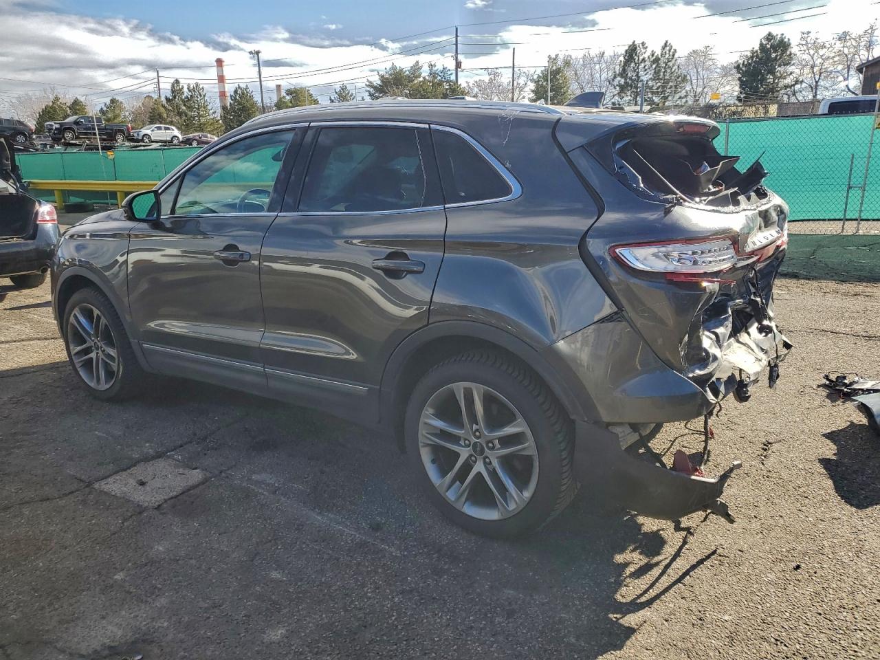2017 LINCOLN MKC RESERVE photo 2