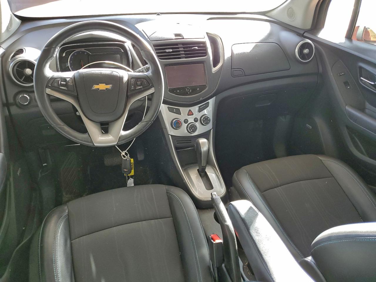2015 CHEVROLET TRAX 1LT photo 8