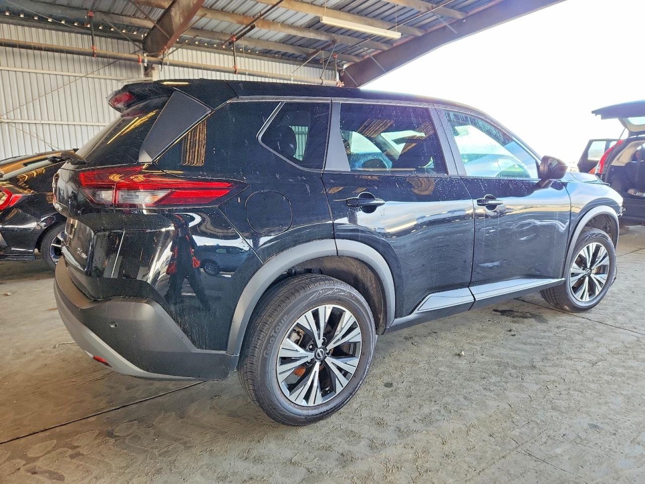 2023 NISSAN ROGUE SV photo 3