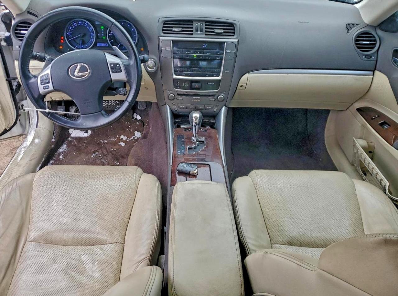 2012 LEXUS IS 250 photo 8