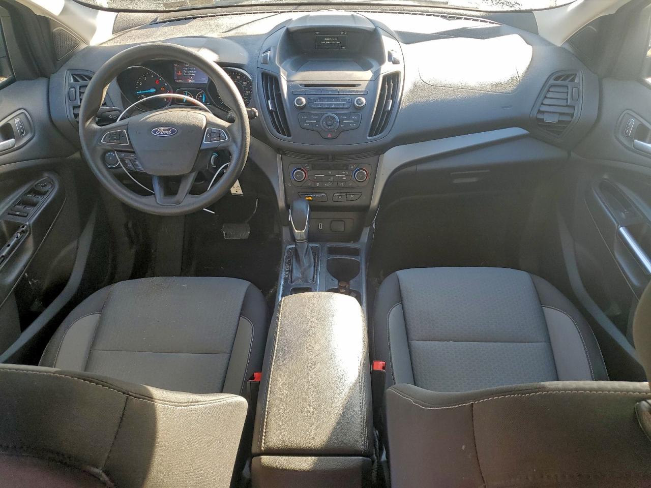 2018 FORD ESCAPE SE photo 8