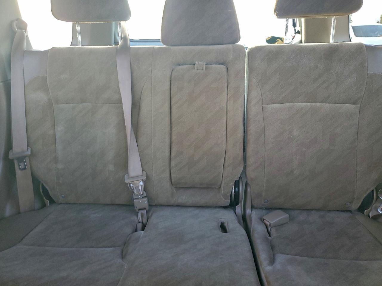 2004 HONDA CR-V EX photo 10