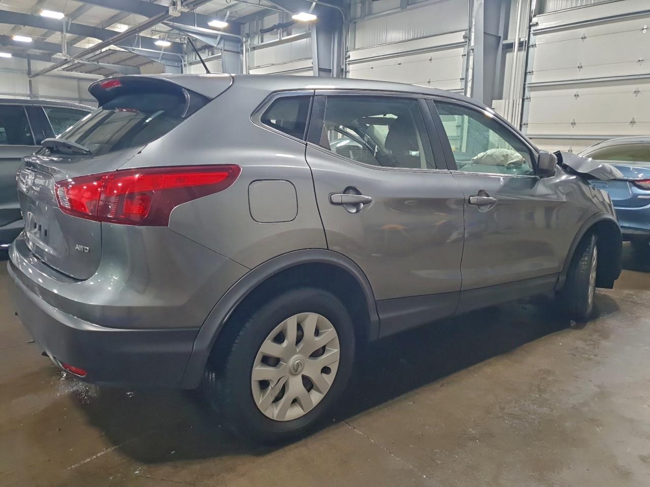 2019 NISSAN ROGUE SPORT S photo 3