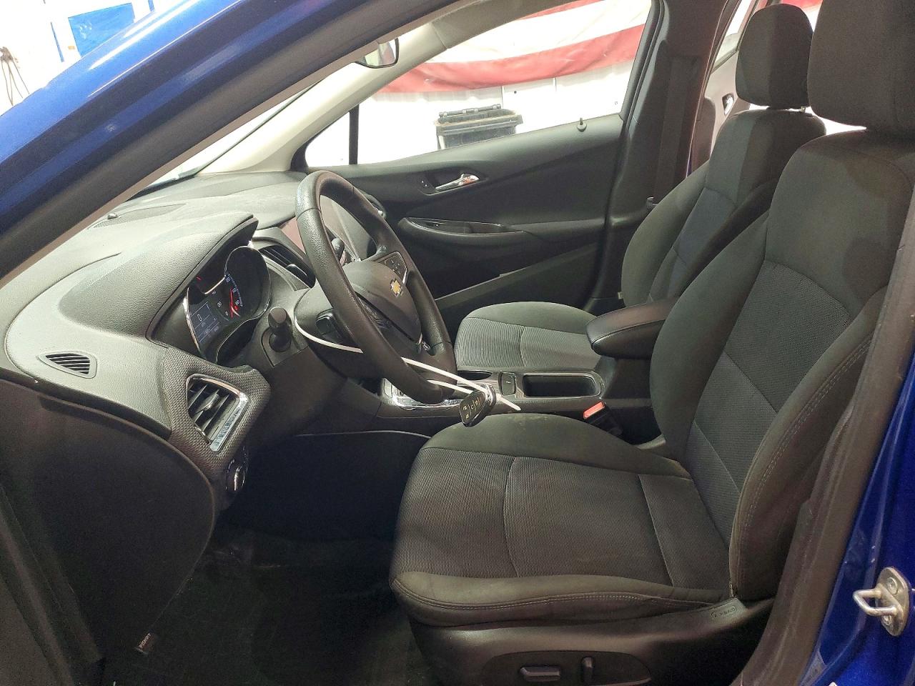 2017 CHEVROLET CRUZE LT photo 7