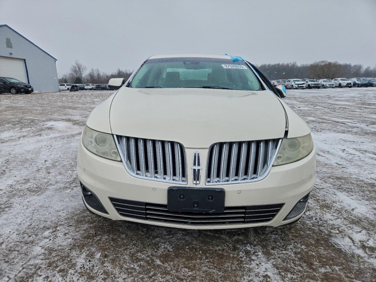 2009 LINCOLN MKS photo 5